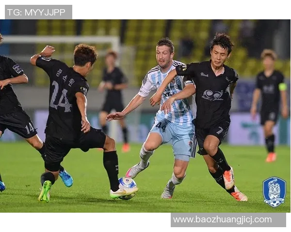 城南FC与光州FC激战正酣谁将赢得这场关键对决的胜利 城南FC与光州FC激战正酣谁将赢得这场关键对决的胜利